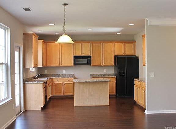 3rd image of 13608 Purple Bloom Ln