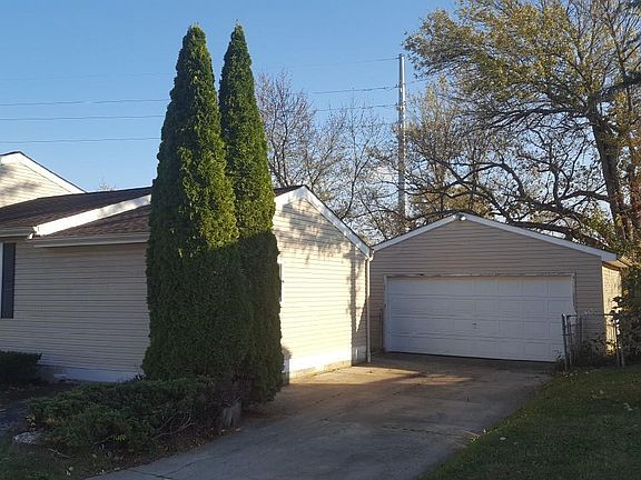2nd image of 8817 Canoe Dr