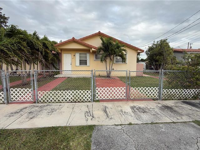 1st image of 257-257 SW 78th Ave