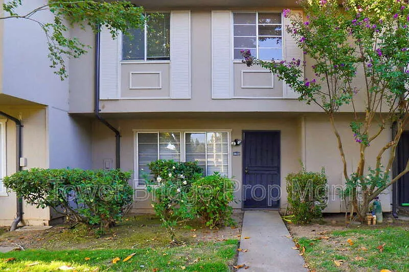 8812 Sawtelle Way #C
