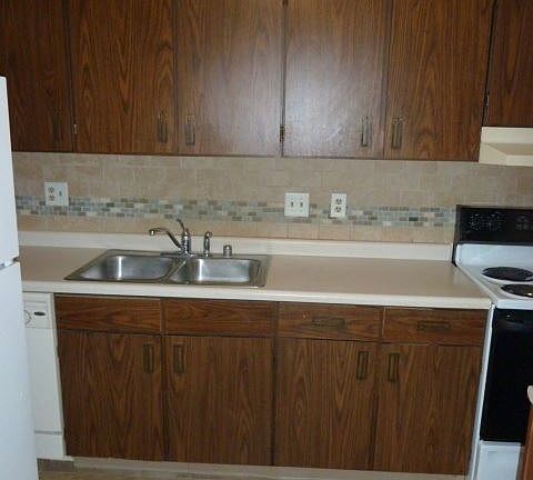 3rd image of N111W15835 Vienna Ct #24