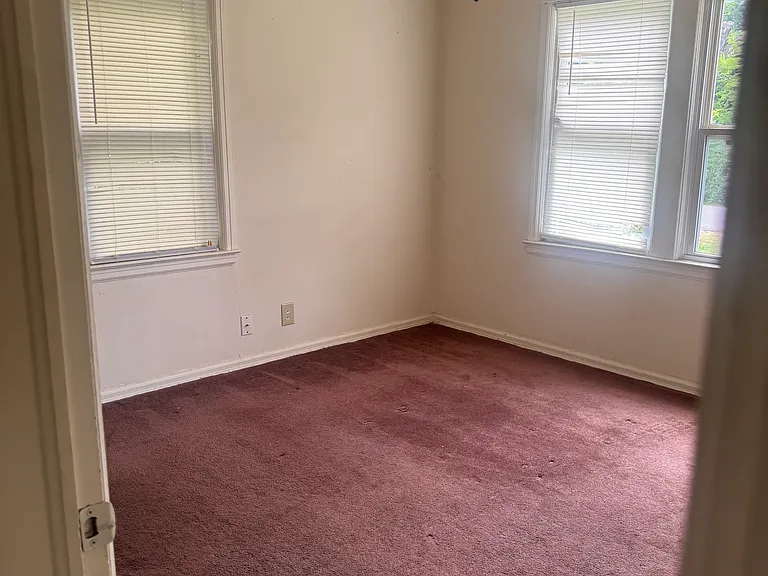 2200 Jefferson St — Photo 11
