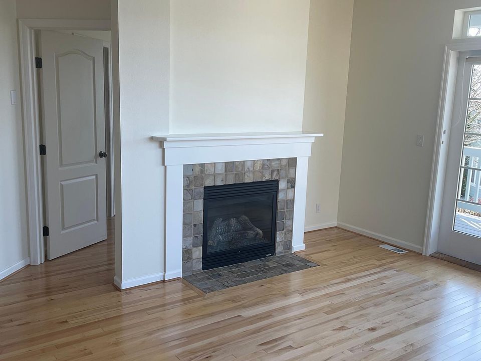 1st image of 19799 NE Arbutus Ct Unit 100