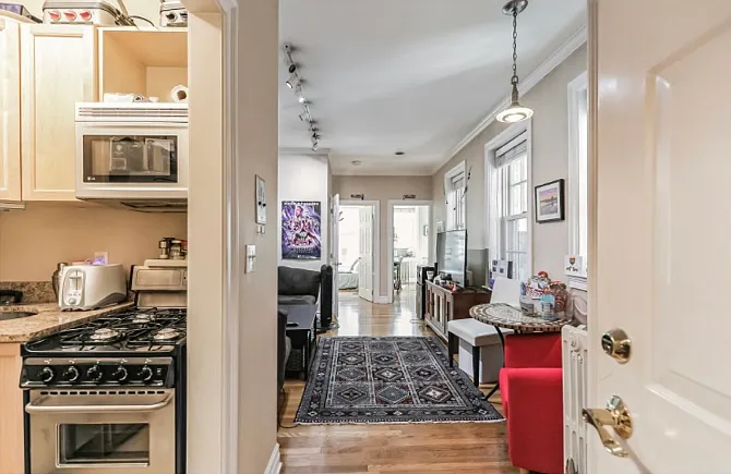 60 Myrtle St #6 — Photo 8