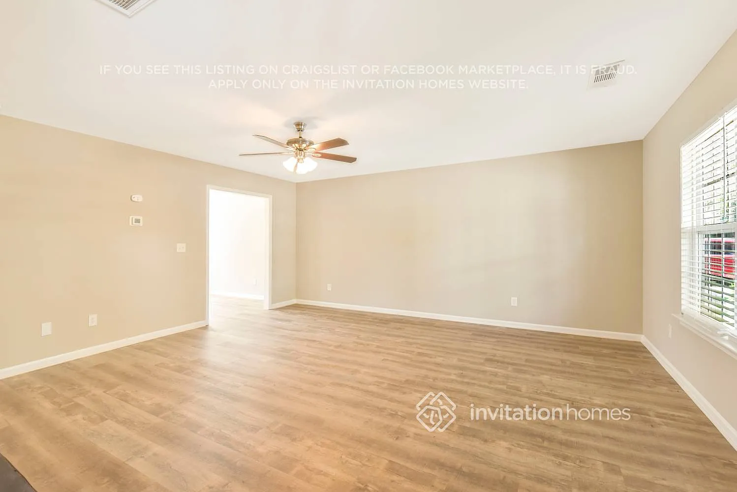 5736 Brookfield Pointe Dr Charlotte, NC 28216 — Photo 4