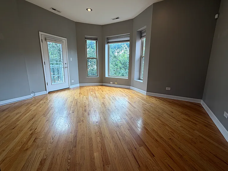 919 N Campbell Ave #3 — Photo 2