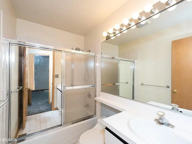 2nd full bathroom