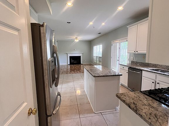 5th image of 3985 Shallowford Gre Ct