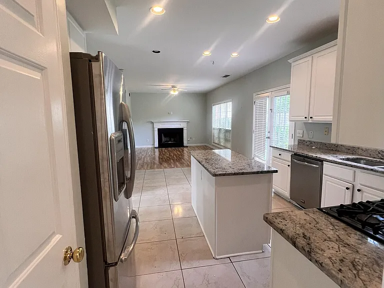 3985 Shallowford Gre Ct — Photo 5