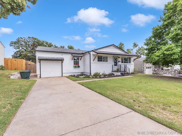 909 N Birch Ave, Sand Springs, OK 74063