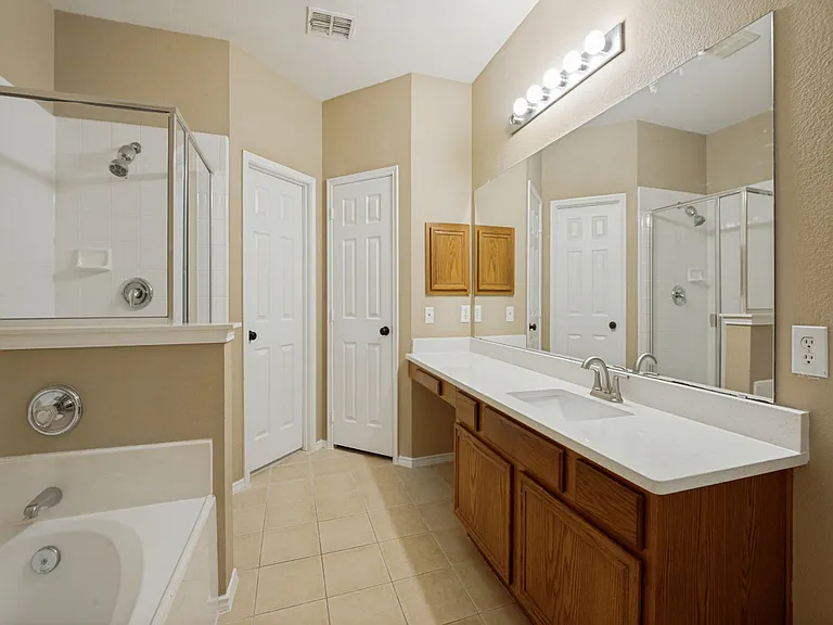 7048 Eagle Vail Dr — Photo 21