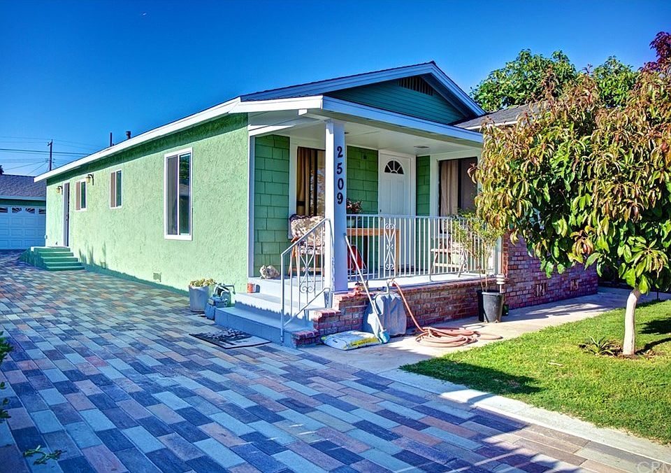 1st image of 2509 W California St