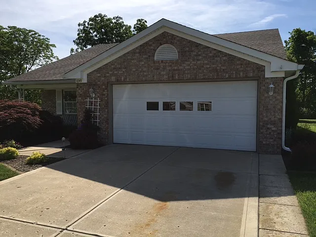 8349 Frankdale Ct photo 1
