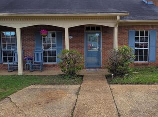 44 Meadowoods Ter, Jackson, MS 39211