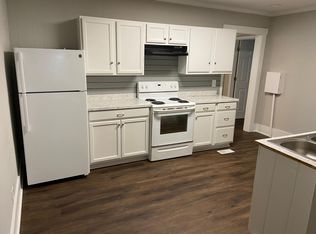 105 W 17th St #B, Columbia, TN 38401