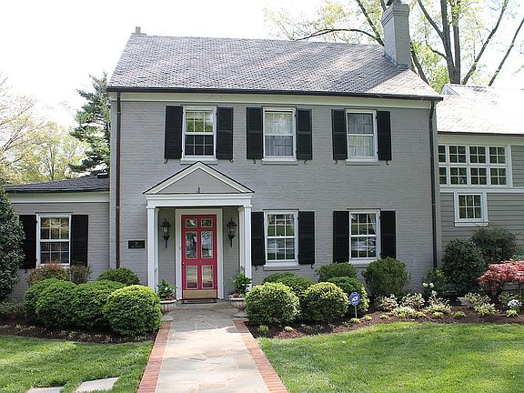 2nd image of 31 Twin Lake Ln