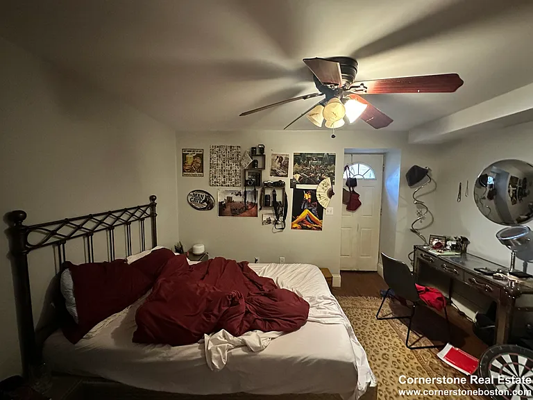 135 Hillside St #1F — Photo 4
