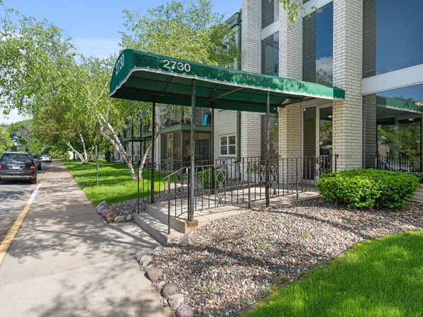 2730 Dale St N #D215, Roseville, MN 55113