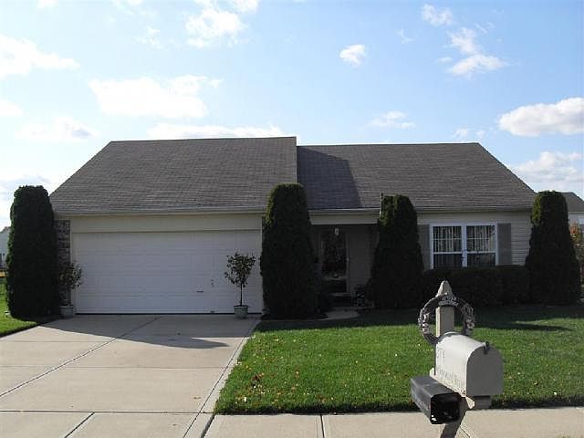 1st image of 874 N Yellowwood Dr