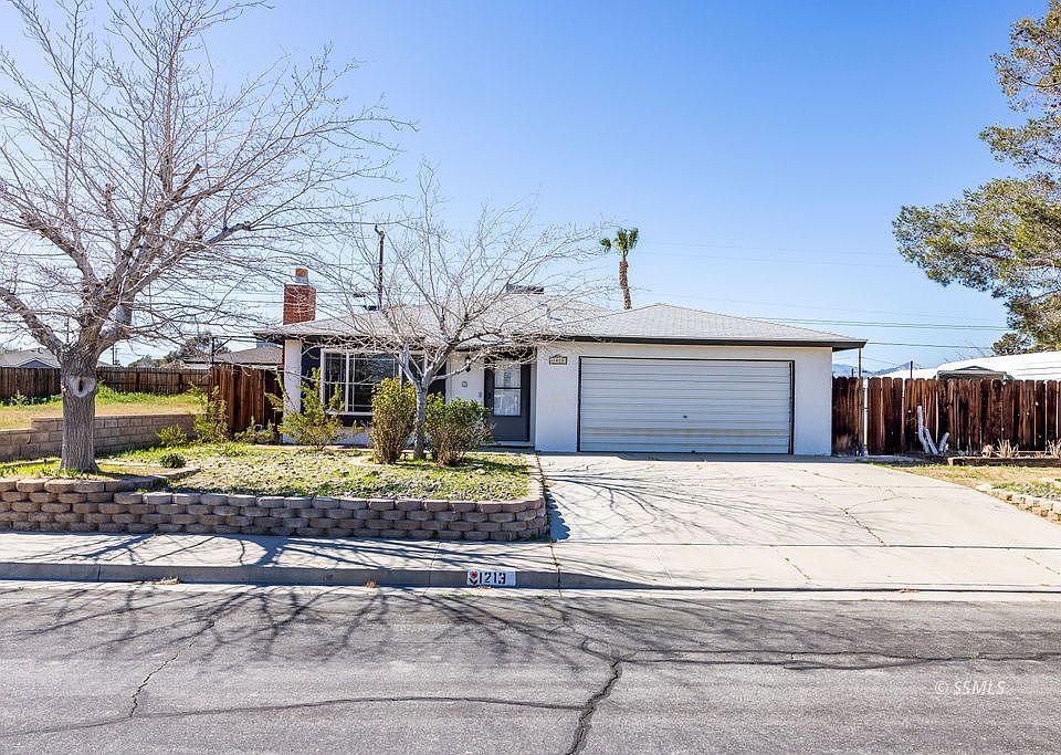 1st image of 1213 S McCall St