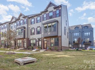 144 Millsbee Ln, Charlotte, NC 28205