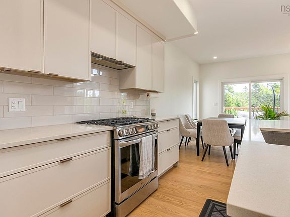5th image of 109 Puncheon Way