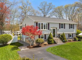 34 Christina Ave, Billerica, MA 01821