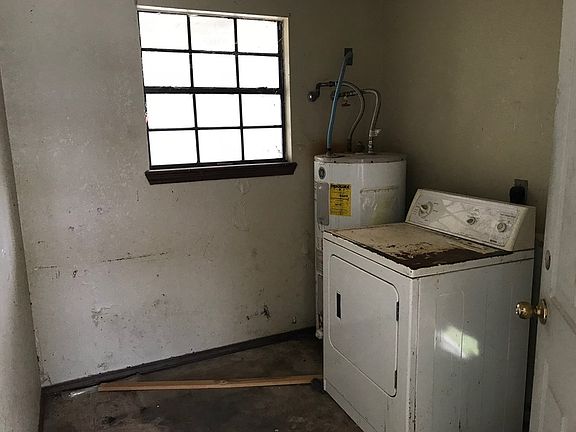 3rd image of 3606 Duberney Blvd