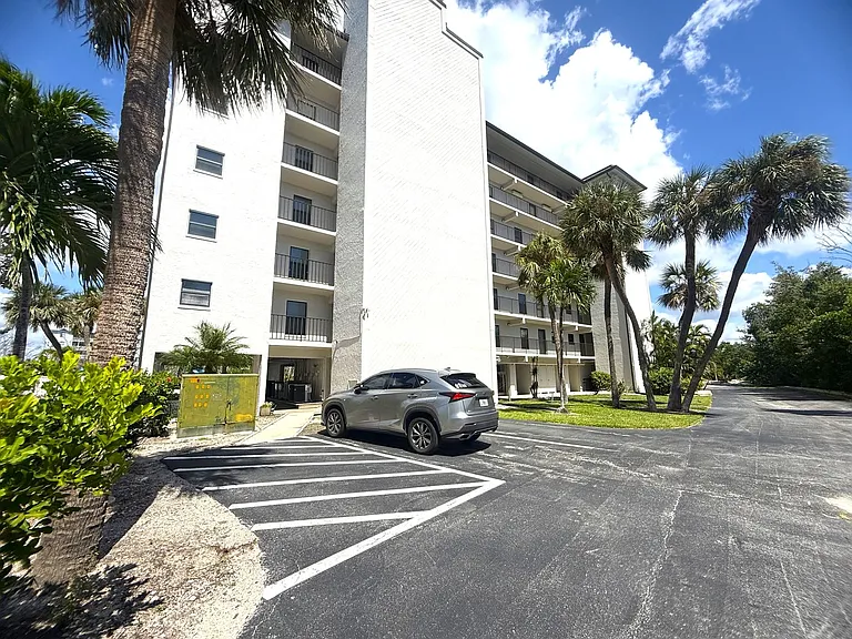 6891 Estero Blvd #331 — Photo 24