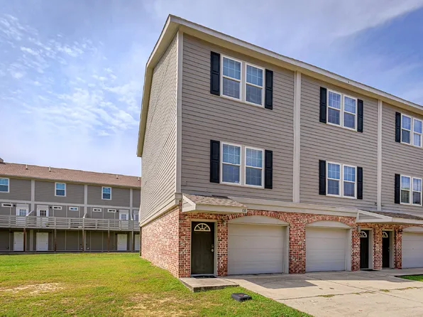 611 Peach St, Diberville, MS 39540