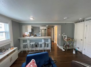 1108 W 45th St APT 6, Kansas City, MO 64111