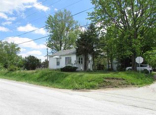 5240 N East Dr, Churubusco, IN 46723