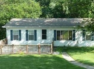 1816 Banksville Rd, Pittsburgh, PA 15216