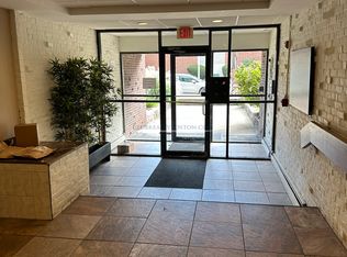 24 Whites Ave APT 28, Watertown, MA 02472