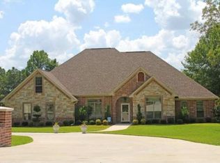 8209 Quail Hollow Dr, Texarkana, TX 75503