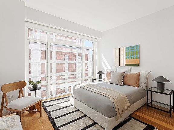 3rd image of 151 W 21st St APT 9C