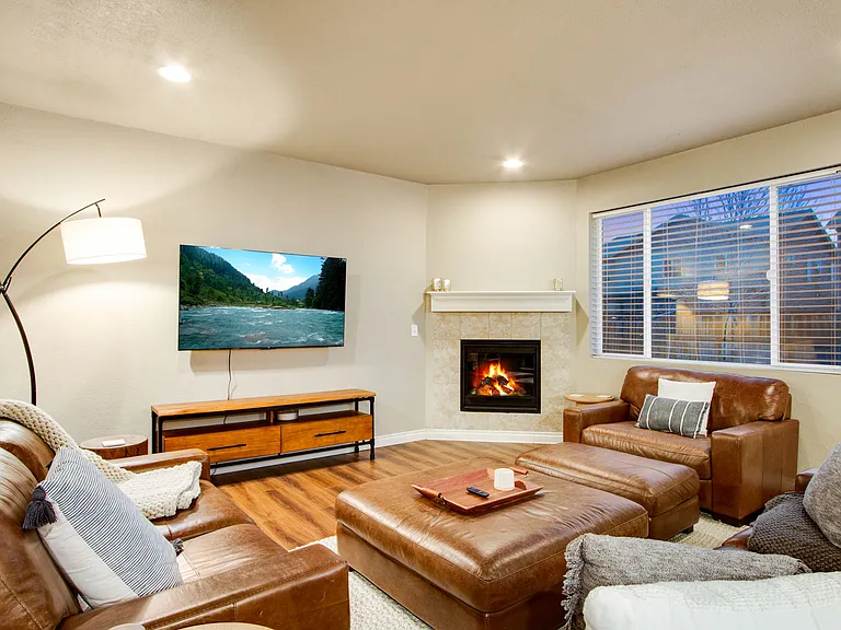 2274 Adobe Dr — Photo 7