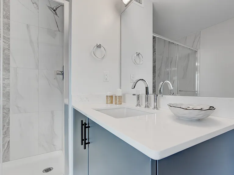 The Standard — Photo 27