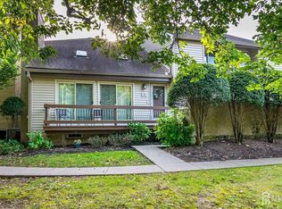 75 Kelly Dr, Edison, NJ 08820