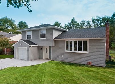 2nd image of 1122 Bernard Dr