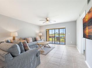 7220 Coventry Ct APT 210, Naples, FL 34104