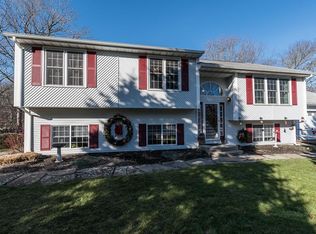 1451 Shermantown Rd, Saunderstown, RI 02874