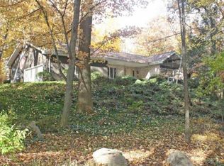 2346 Woodwick Rd, Lancaster, PA 17601