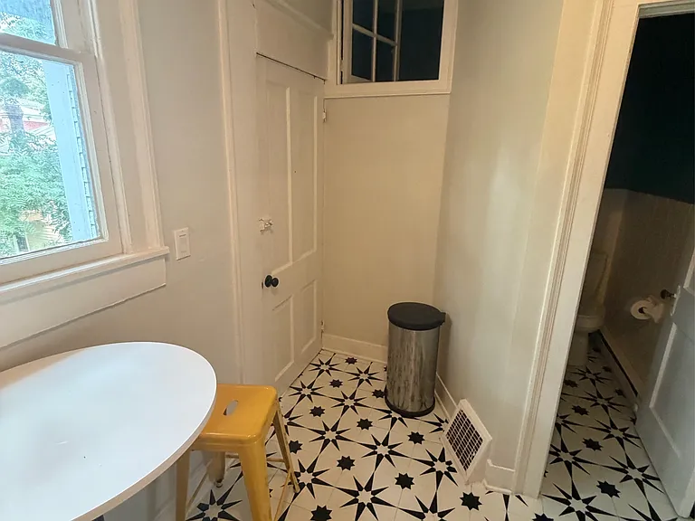 20 N Jefferson St #5 — Photo 20
