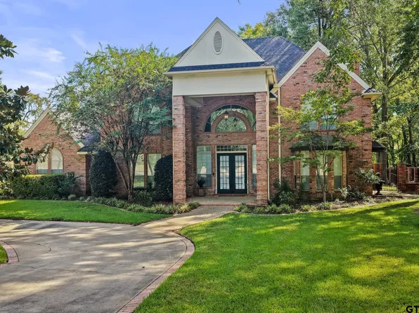 1105 S Williams Ave, Mount Pleasant, TX 75455