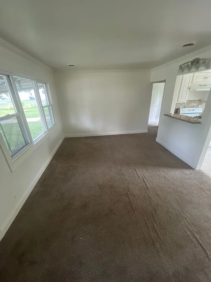 26355 Academy Street Roseville — Photo 3