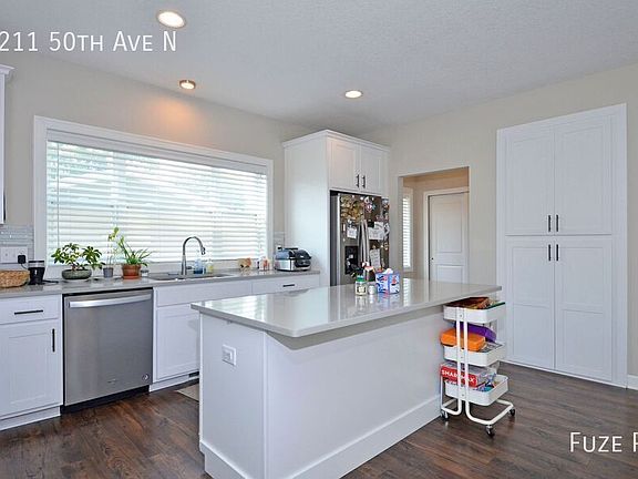 4th image of 1211 50th Ave N
