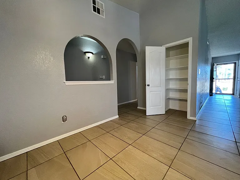 12512 Angie Bombach Ave — Photo 8