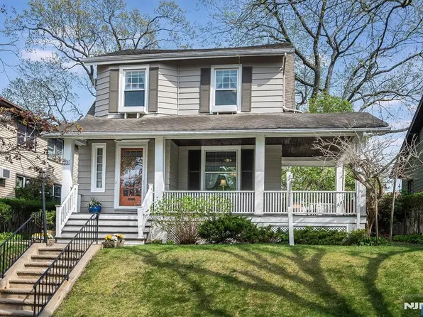 21 Montross Ave, Rutherford, NJ 07070