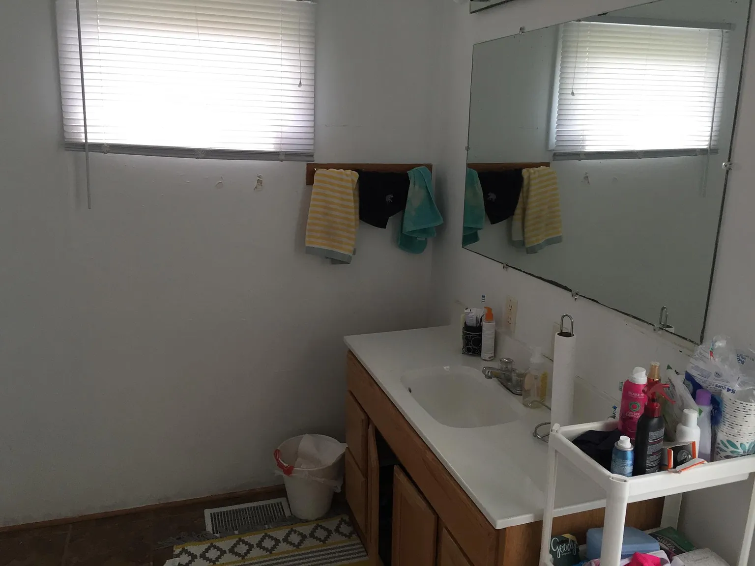 6 bed, 2000 sqft, $3,750 — Photo 4